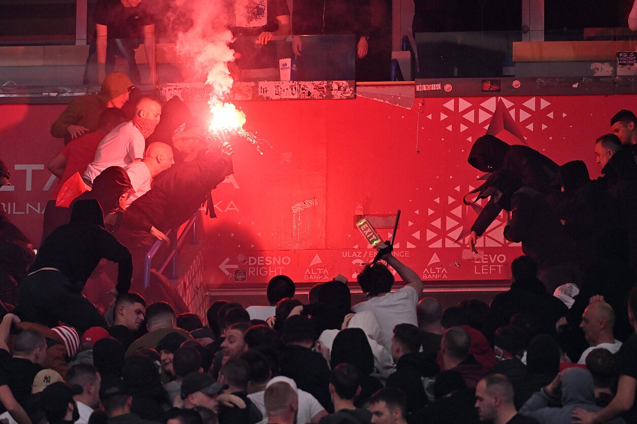 Belgrado „Crvena Zvezda“ sirgaliai Belgrado „Crvena Zvezda“ sirgaliai