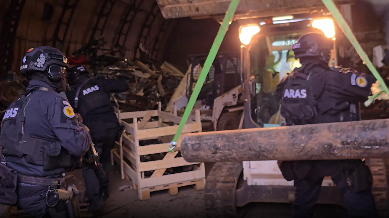 Teisėsaugos laimikis: sulaikyta daugiau negu 1 tona kokaino, 800 kilogramų rasta Lietuvoje Teisėsaugos laimikis: sulaikyta daugiau negu 1 tona kokaino, 800 kilogramų rasta Lietuvoje