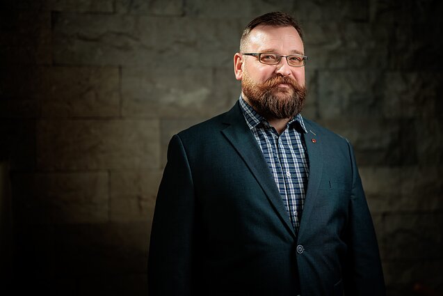 Каролис Зикарас