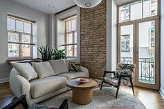 Šimtamečiame bute dera ir autentiškos plytos, ir egzotiški raštai 