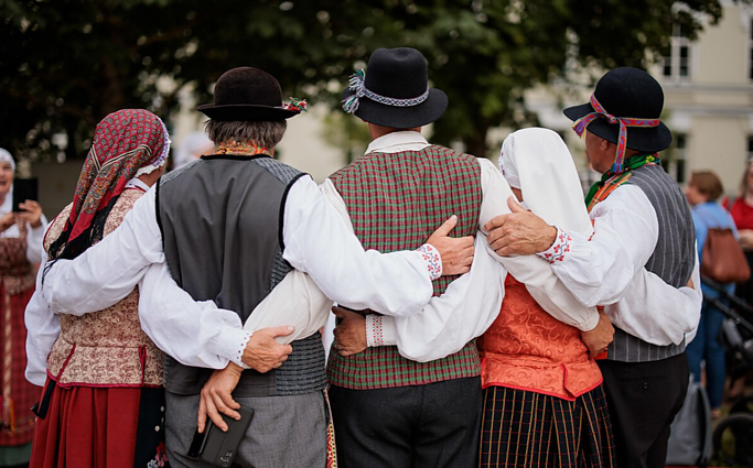 Šimtmečius gyvuojanti žemaičių dounininkų dainavimo tradicija įtraukiama į paveldo sąvadą