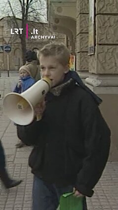 Velykas Vilniuje 1997 metais kvietė švęsti Mokytojų namų kiemelyje