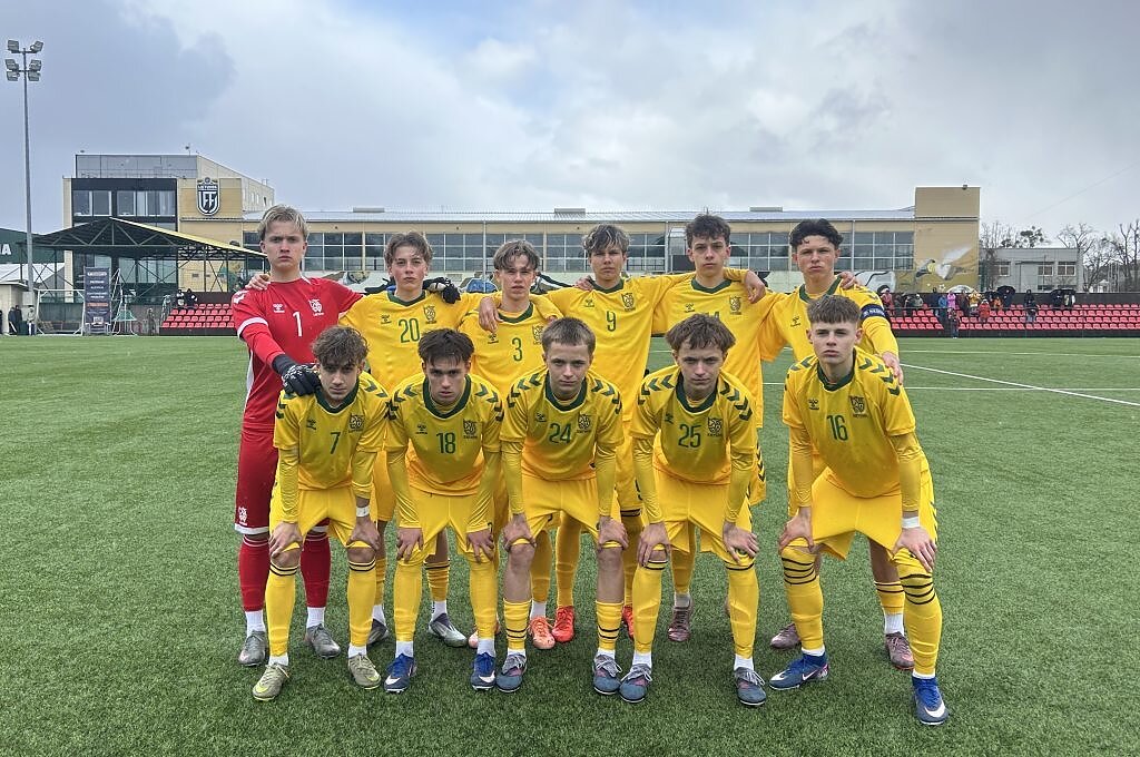 Lietuvos vaikinų U15 futbolo rinktinė Lietuvos vaikinų U15 futbolo rinktinė