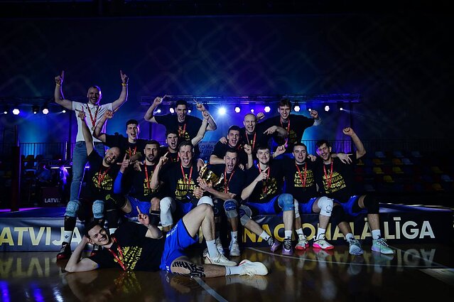 Lietuviškoje dvikovoje triumfavęs „Amber Volley“ tapo Latvijos ir Lietuvos lygos čempionu