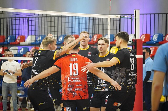 Lietuviškoje dvikovoje triumfavęs „Amber Volley“ tapo Latvijos ir Lietuvos lygos čempionu