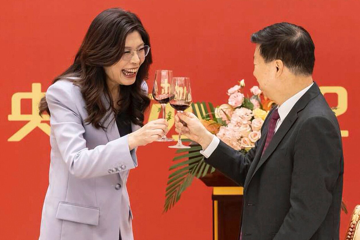 Cheng Li-wun vizitas Kinijoje Cheng Li-wun vizitas Kinijoje
