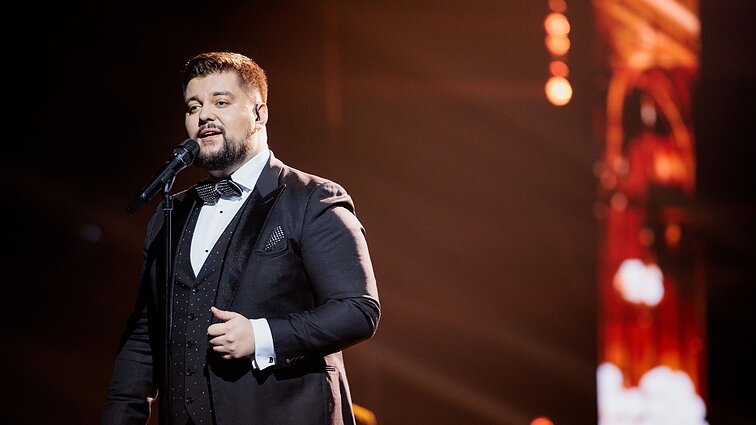 Vardą nuo muzikos atsiejantis Dainotas Varnas: mūza nelieka pusryčių – žaidi čia ir dabar