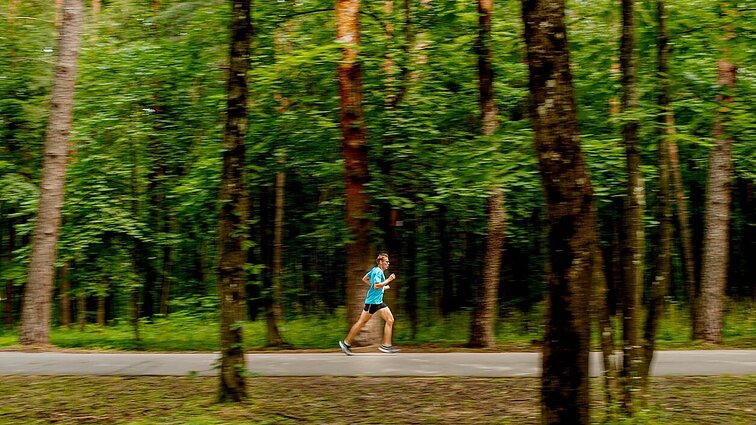 Treneris atsakė, ar bėgioti gali visi: būtina stiprinti visą kūną ir bėgti „ekonomiškai“