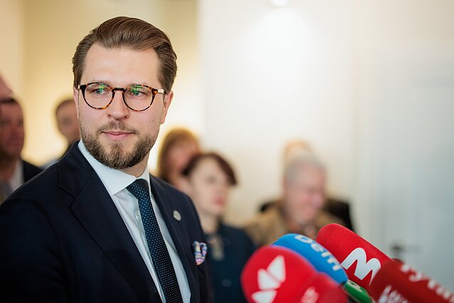 Лукас Савицкас; Демократы