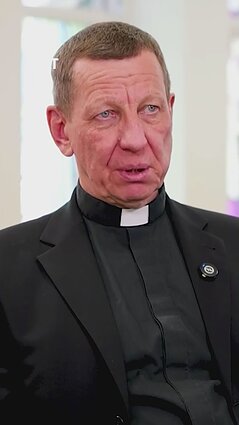 Klebonas Valkauskas atvirai apie perfekcionizmą, skubėjimą ir tikrąsias vertybes