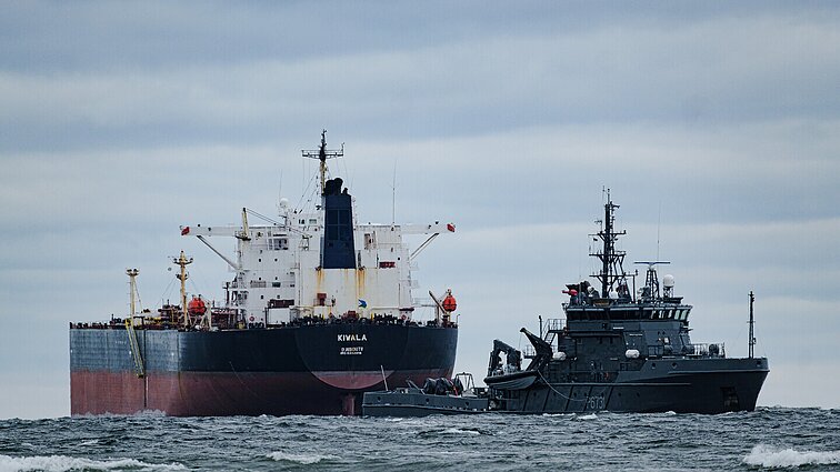 Rusijos šešėlinio laivyno laivas, kurį Estija sulaikė 2025 m.