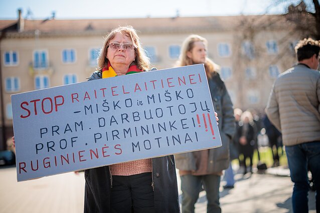 Nepriklausomybės aikštėje – protestas dėl Kapčiamiesčio girios išsaugojimo