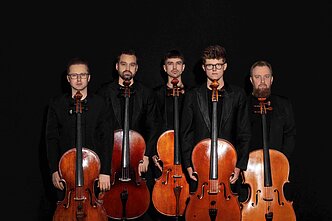 „Cello Club“ „Cello Club“