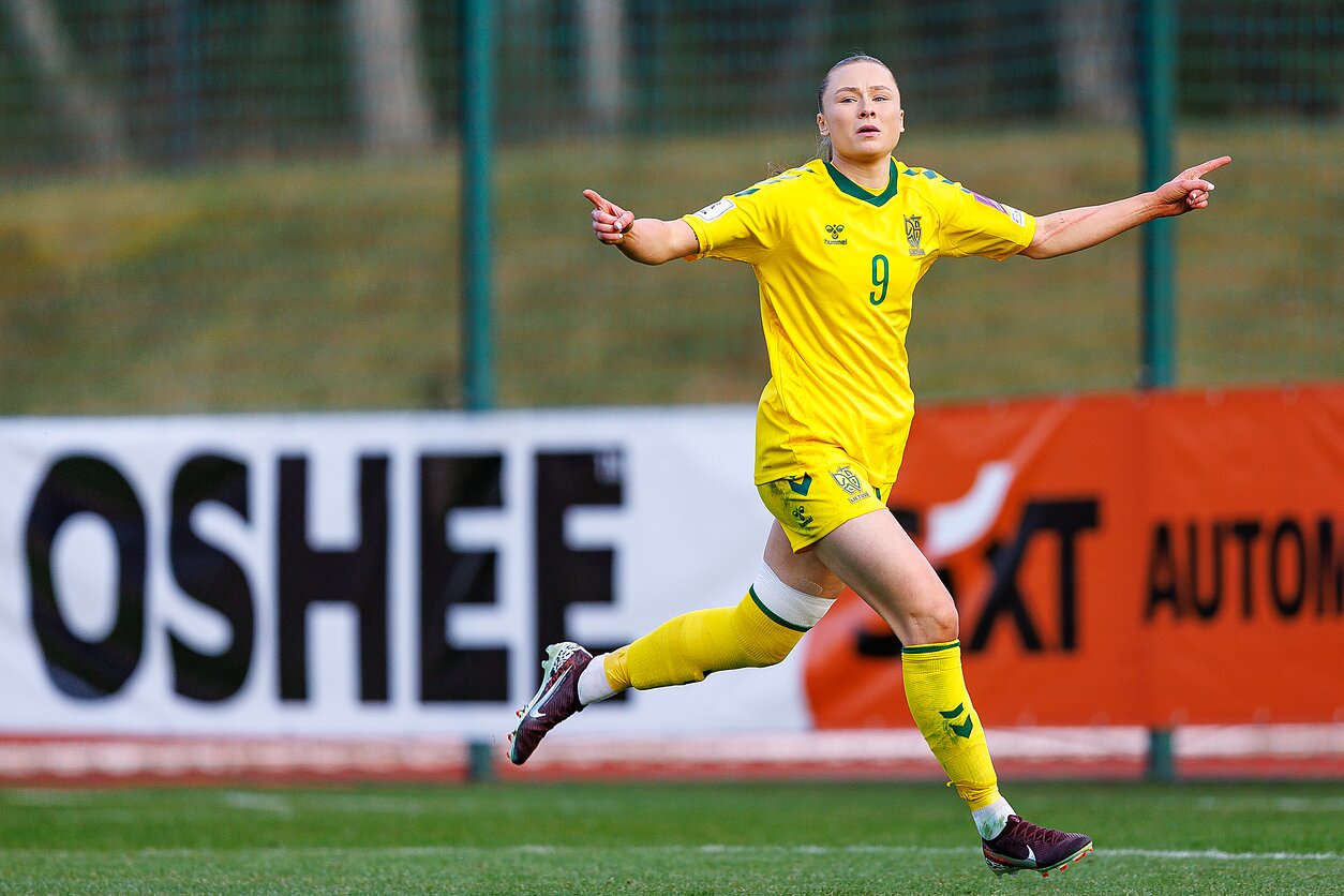 Rimantė Jonušaitė. Pasaulio moterų futbolo čempionato atranka: Lietuva – Bosnija ir Hercegovina Rimantė Jonušaitė. Pasaulio moterų futbolo čempionato atranka: Lietuva – Bosnija ir Hercegovina