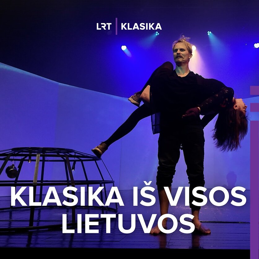 Andriaus Baranovo nuotrauka., Režisieriaus A. Vidžiūno  spektaklio „Dairosi dievas nuo kalno" (Alytaus miesto teatras) fragmentas.