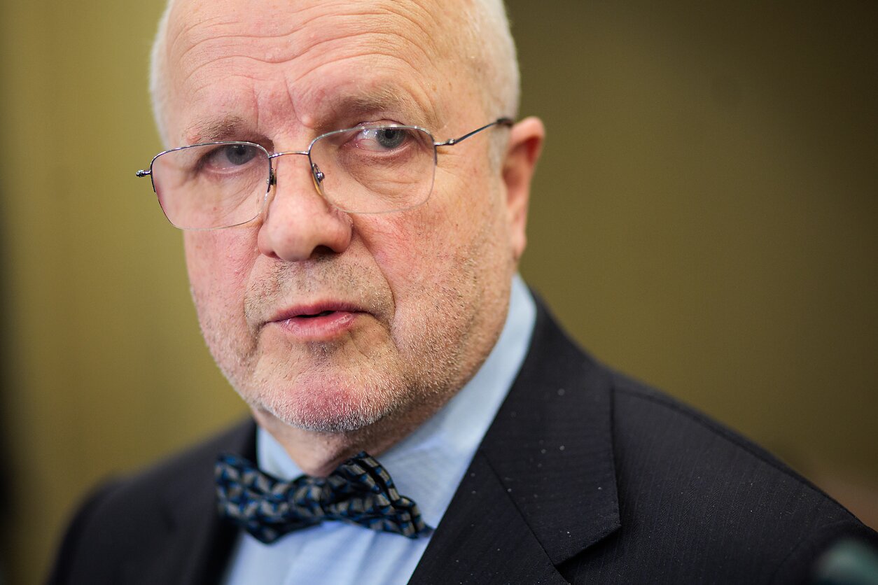 Lithuania’s ruling coalition split on defence priorities, Seimas speaker says