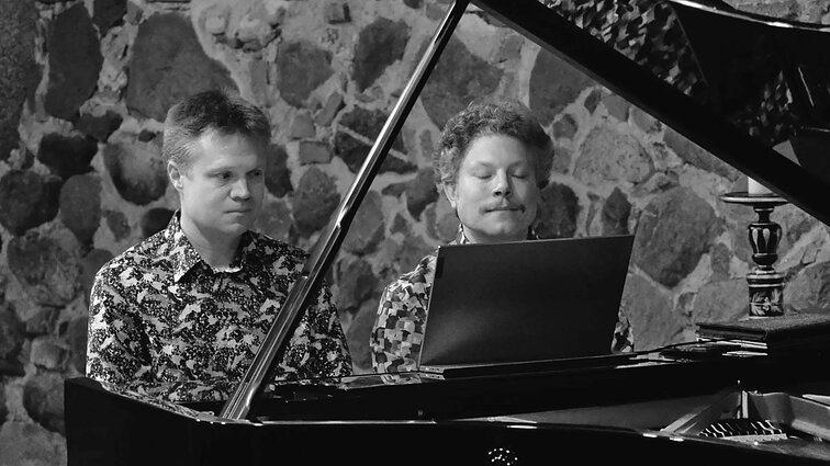 Paliesiaus dvaro koncertai. Duo b!z’art: „Across the Stars“ (fortepijoninis duetas, Belgija)