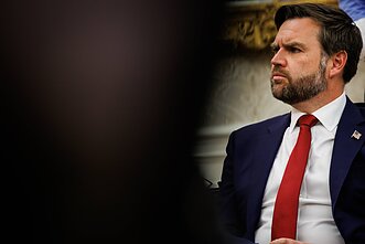  Джей Ди Вэнс 