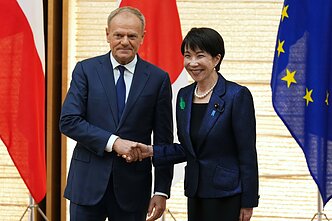 Donaldas Tuskas ir Sanae Takaichi