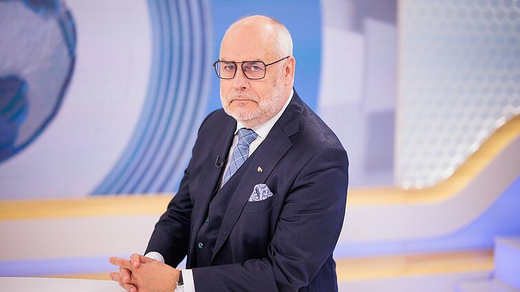 Estijos prezidentas: Putinas vis dar bijo NATO, bet daugiau investuoti į gynybą – būtina
