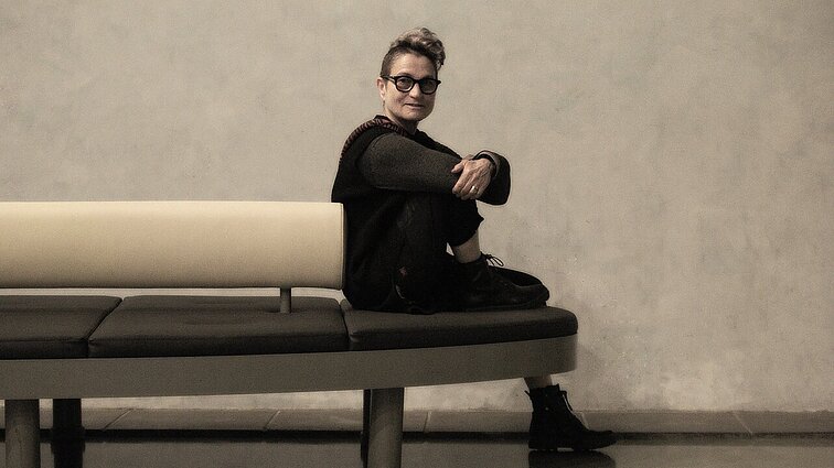 „Naujajame Baltijos šokyje“ – choreografės Orlin kūrinys dėžėje apie gyvenimą be namų