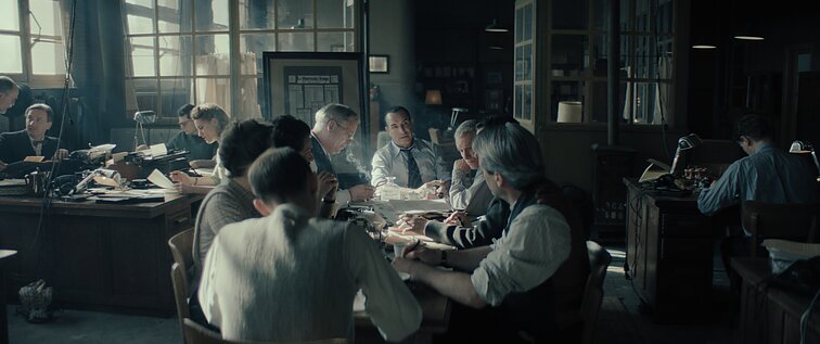 „Tarp šviesos ir šešėlių“ kadras