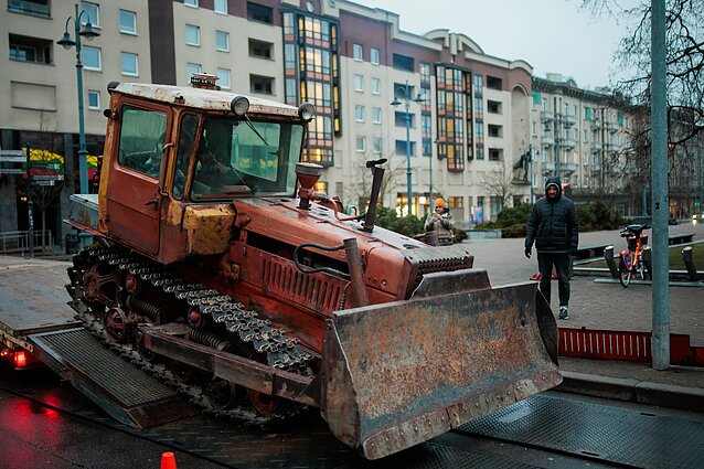Organisers unveiled a bulldozer installation outside the parliament ahead of the demonstration