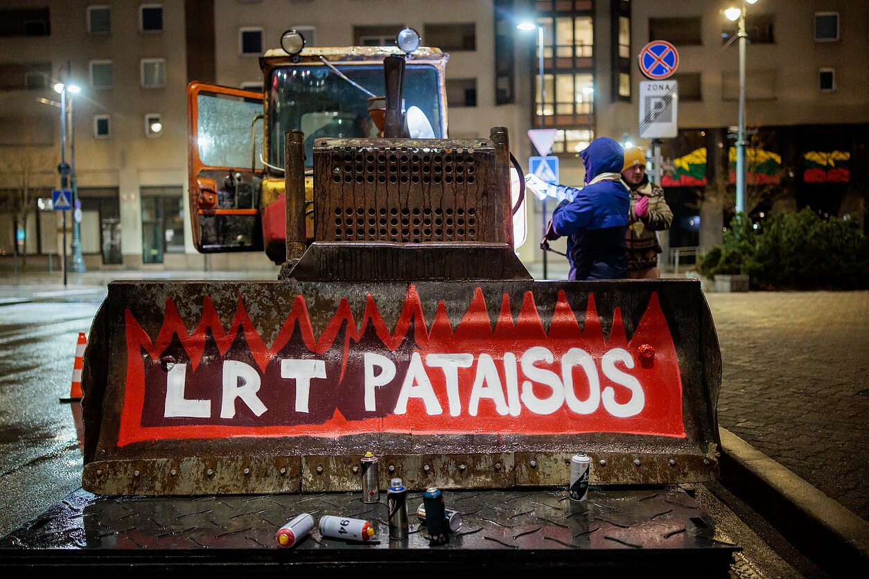 Organisers unveiled a bulldozer installation outside the parliament ahead of the demonstration