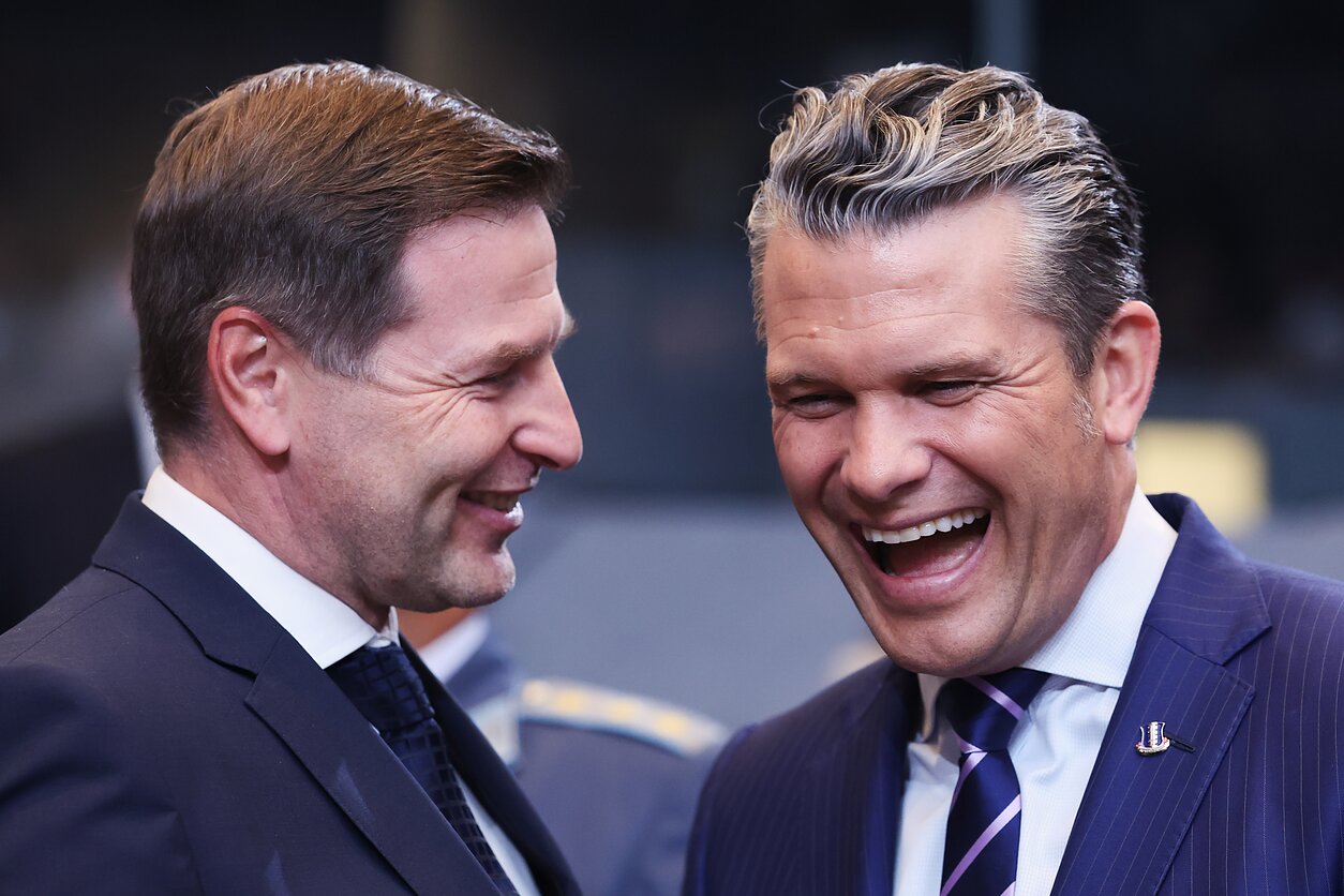 Estijos gynybos ministras Hanno Pevkuras ir JAV gynybos sekretorius Pete`as Hegsethas