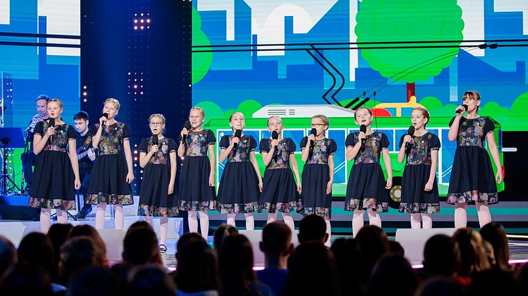 Dainų dainelė 2026. Kretingos meno mokyklos ansamblis – „Musė troleibuse“