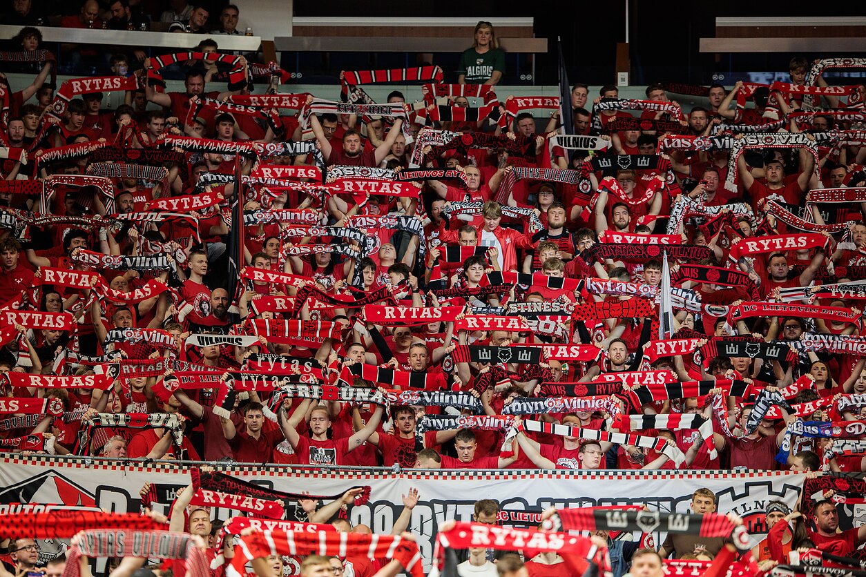 „Ryto“ sirgaliai. LKL: Vilniaus „Rytas“ – Kauno „Žalgiris“ „Ryto“ sirgaliai. LKL: Vilniaus „Rytas“ – Kauno „Žalgiris“