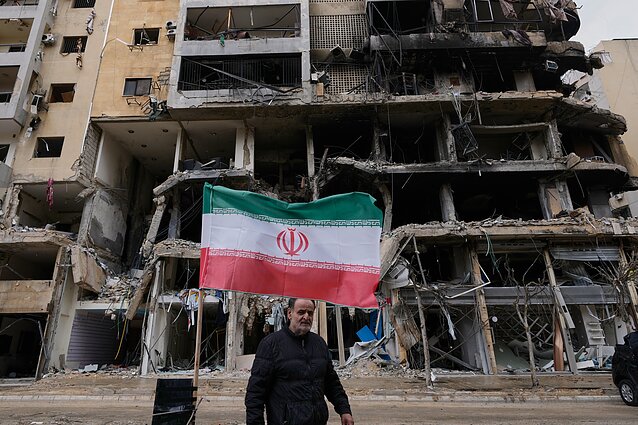 Irano ir JAV paliaubos vėl pakibo ant plauko: Amerika tikina – derybos tebevyksta