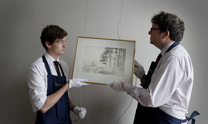 Londone Shepardo eskizai atskleidžia Mikės Pūkuotuko personažą