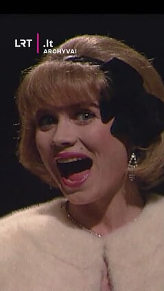 Sveikiname Iloną Balsytę su gimimo diena! Fragmentas iš 1993 m.