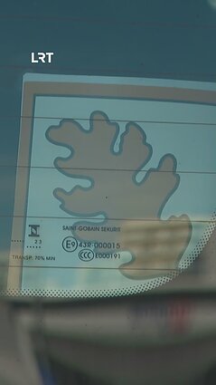 Siūloma žymėti senjorų vairuojamus automobilius