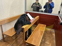 Į teismą atvežtas antrasis įtariamasis dėl paramediko nužudymo