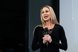 Laura Asadauskaitė-Zadneprovskienė