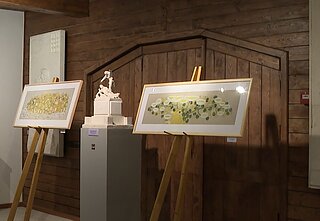 Jurbarke, Vinco Grybo memorialiniame muziejuje, eksponuojama dailininkės Albinos Žiupsnytės paroda „Rojaus sodai”