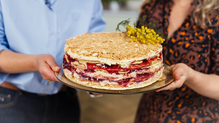 Prie Smetonų puikavęsis „Napoleonas“: „Lietuviškas „Napoleonas“ turi būti su uogiene“