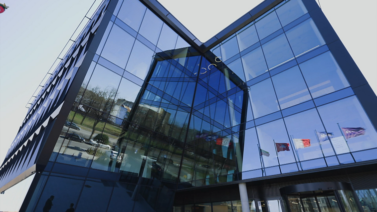 Išskirtinis projektas Vilniuje: kai po stogu telpa ir sporto centras, ir biurai