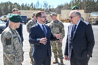 Robertas Kaunas, Andrius Kubilius