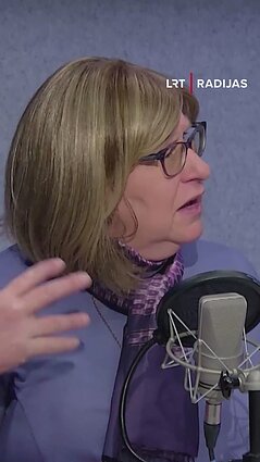 Sausio 13-ąją Niujorke prisiminusi diplomato anūkė: per naktį padarėm plakatus protestui