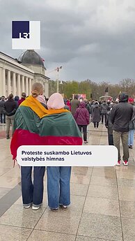 Proteste „Šalin rankas nuo laisvo žodžio!” suskambo Lietuvos valstybės himnas