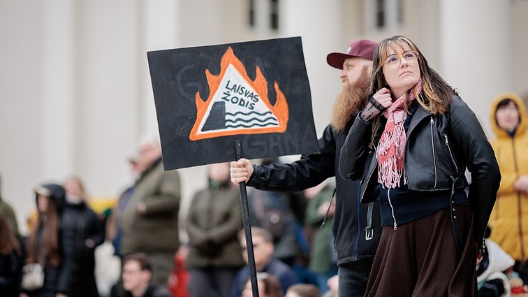 Protestas „Šalin rankas nuo laisvo žodžio“ Katedros aikštėje