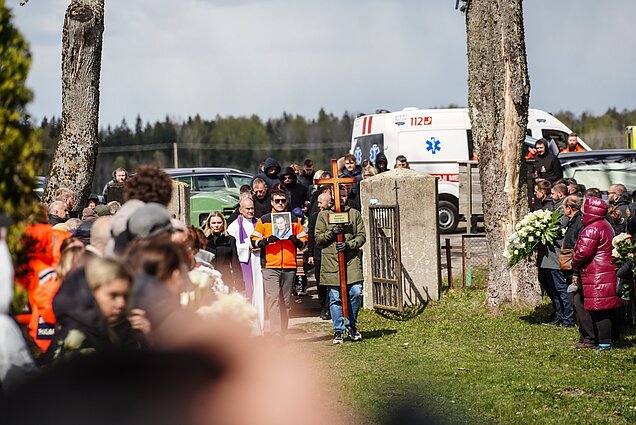 Paramediko laidotuvės Paramediko laidotuvės