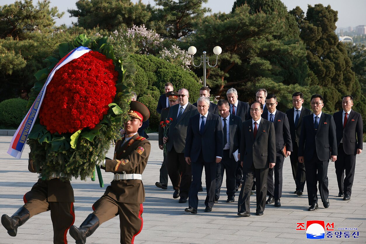 Rusijos parlamentarų vizitas Šiaurės Korėjoje