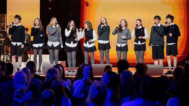 Dainų dainelė 2026. Klaipėdos Vydūno gimnazijos mišrus vokalinis ansamblis – „Hey Jude“