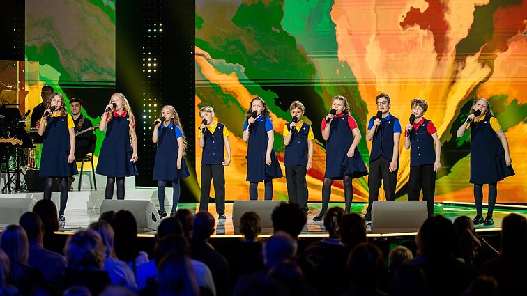 Dainų dainelė 2026. Klaipėdos Vydūno gimnazijos ansamblis – „Klaidas reikia švęsti“