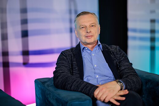 „Dainų dainelėje“ – ypatingos muzikinės staigmenos ir nelengva užduotis komisijai