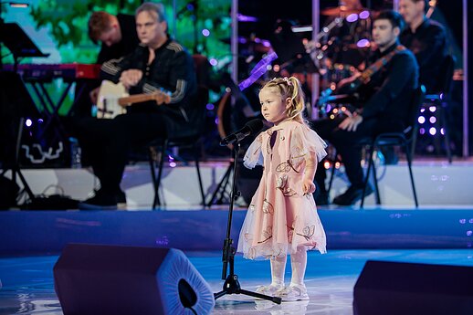 „Dainų dainelėje“ – ypatingos muzikinės staigmenos ir nelengva užduotis komisijai